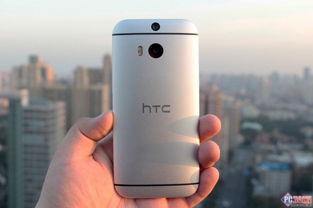 HTC One M8 EYE的机型功能