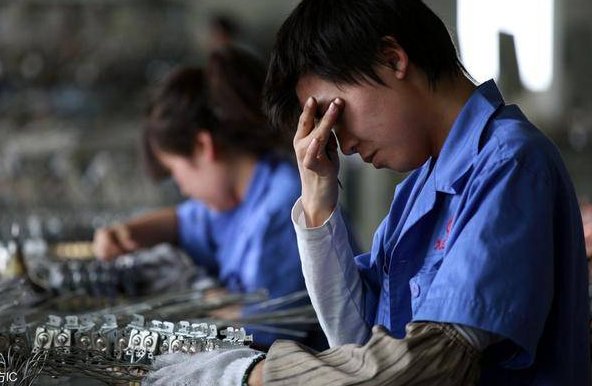 五一小长假的真实面目：其实只放半天假！如此调休凑长假你支持吗？