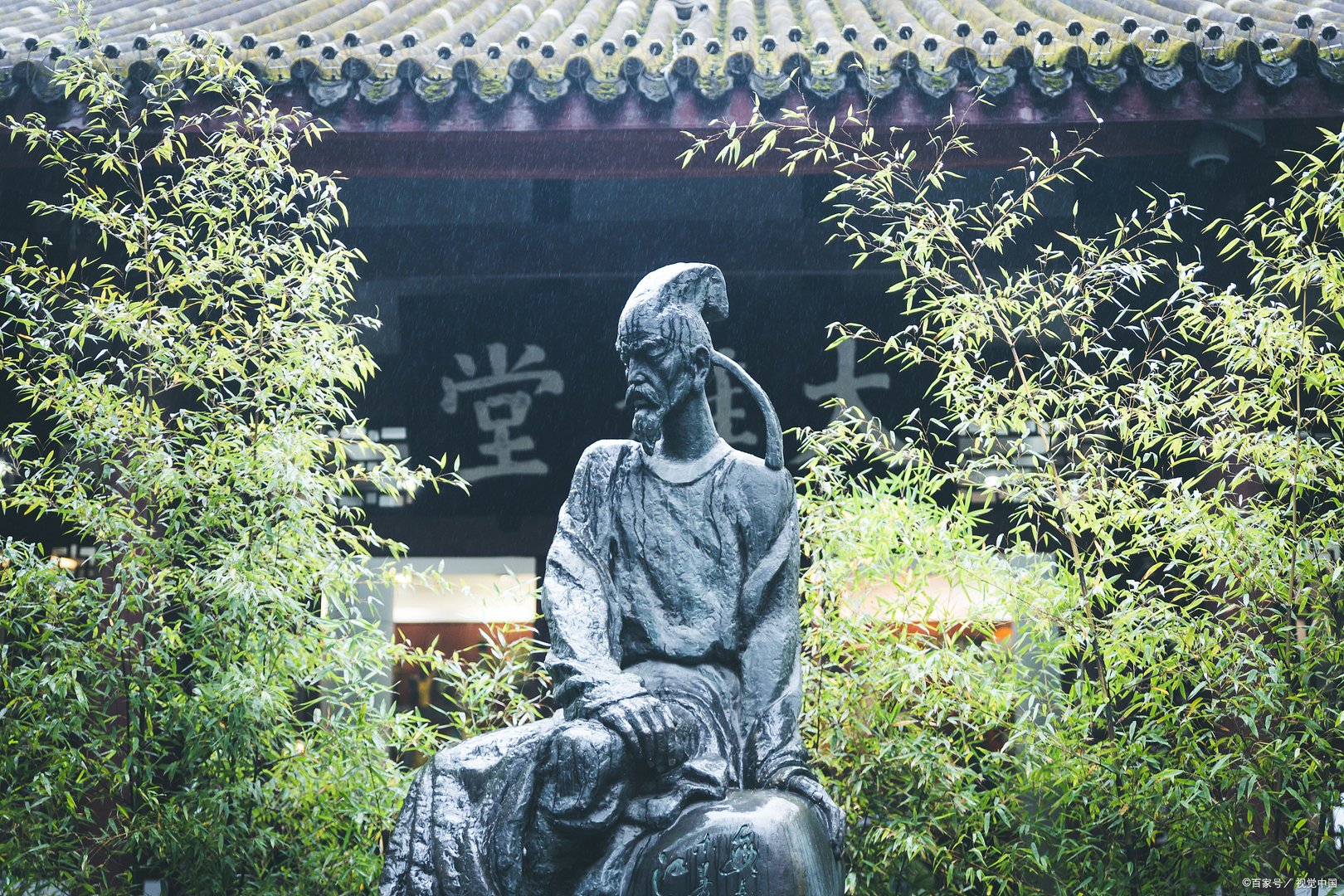 “文章千古事，得失寸心知”是谁的名句？