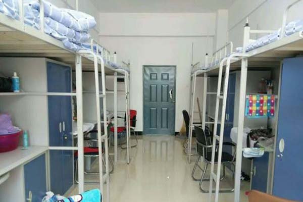 “宿舍”和“寝室”有什么区别？