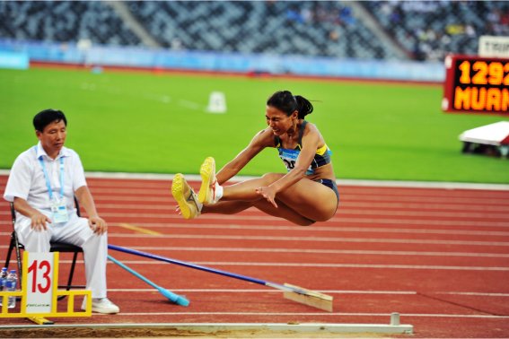 三级跳世界纪录多少米