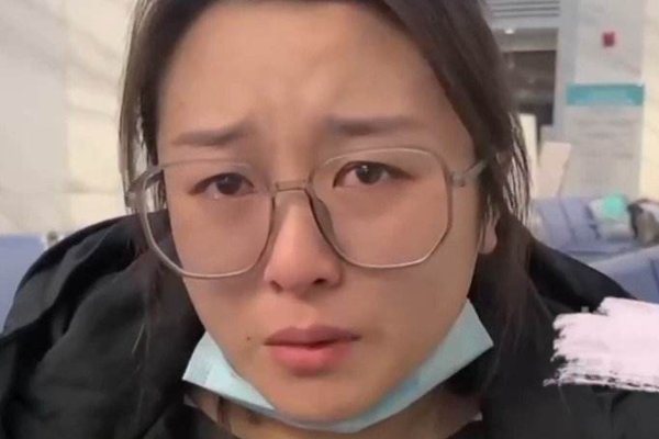 3年前勇接坠楼男童的杭州孕妇的女儿患肿瘤，网友给其送上了怎样的帮助？