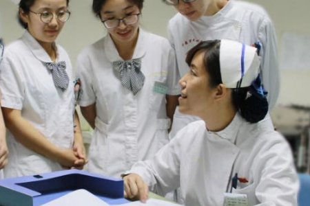 护士长工资一般是多少