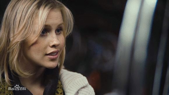 克莱尔·霍尔特的介绍