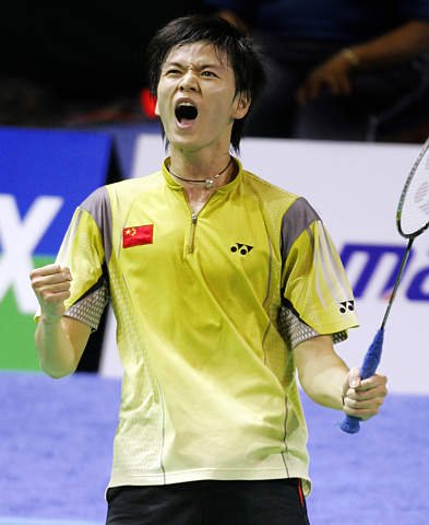 鲍春来的场外生活