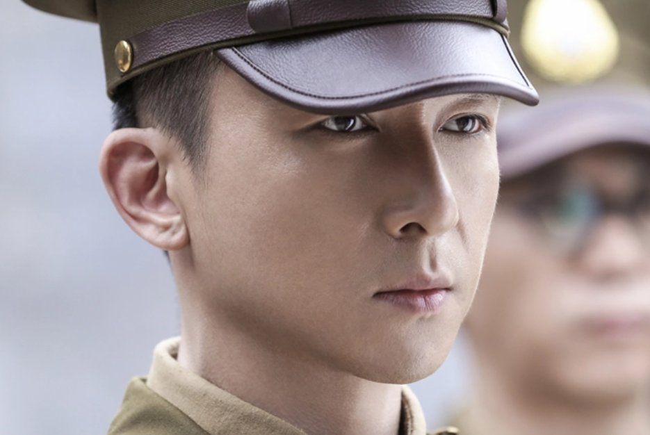 《一代枭雄》沙里宾扮演者是谁？,