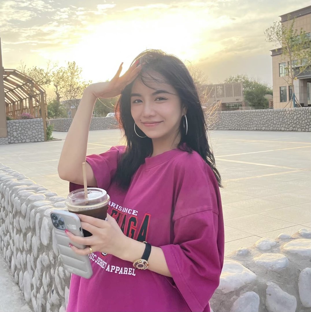 安崎透露已点掉嘴角痣,不为漂亮而是有癌变风险,怎么看待她这一决定?