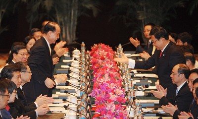 为何有台湾民众强烈反对《海峡两岸服务贸易协议》？