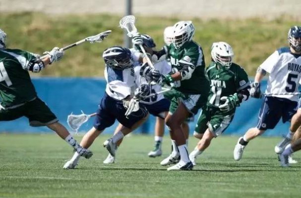 lacrosse英语怎么读