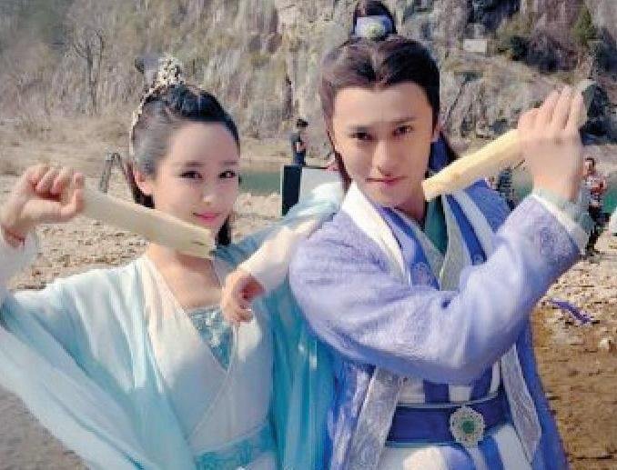 杨紫和秦俊杰什么时候公开恋情的?