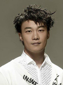 《浮夸》 原唱到底是谁