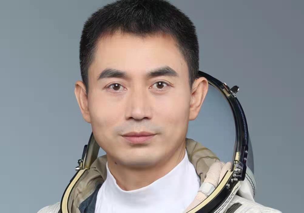 航天英雄叶光富背后：有一个怎样支持他事业的女人？