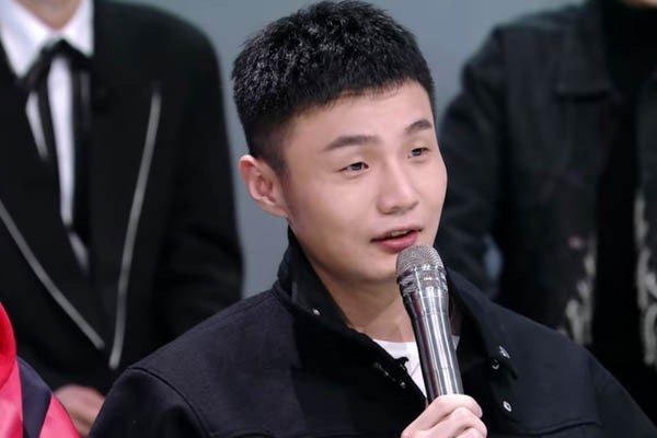 王力宏出身名门，李荣浩出身寒门，出身对他们俩的影响有多大？