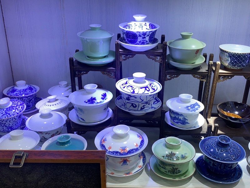 去景德镇买瓷器应该去哪里