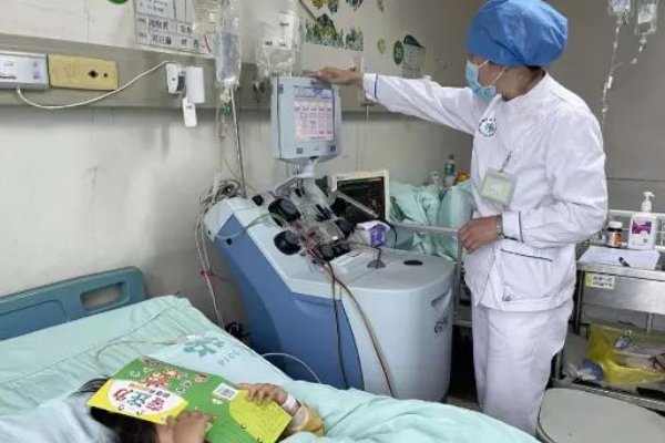 江西一医生怀着宝宝救下了另一个宝宝，事件的始末是什么？