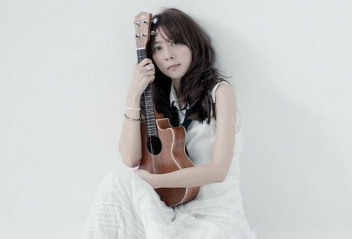 陈绮贞《距离》歌词