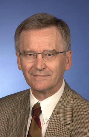 卡尔·阿尔布雷希特的个人情况