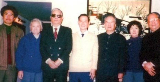 潜伏原型人物是什么？