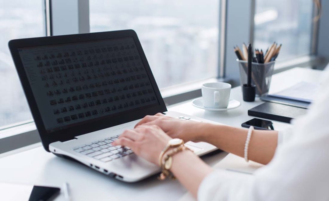 电脑重装CAD2008总是显示激活错误怎么回事？