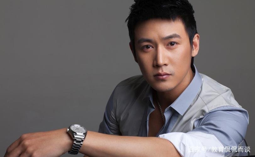 主持人董卿和明星陆毅看上去八竿子打不着，其实两人关系不简单，你知道吗？