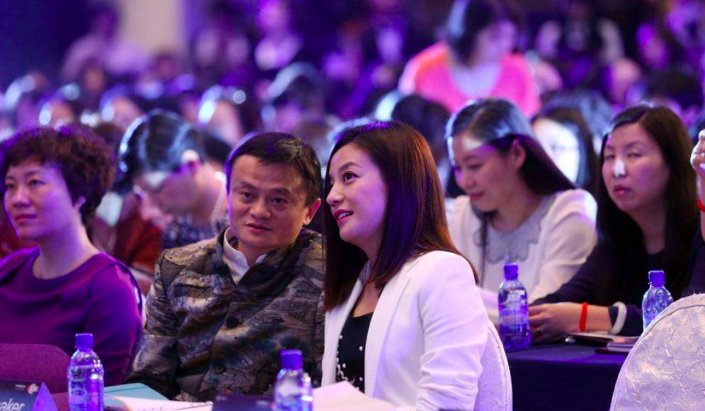 为什么马云要谎称自己和赵薇见面不超过10次?