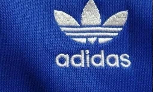 如何鉴别三叶草外套真假（有图的）