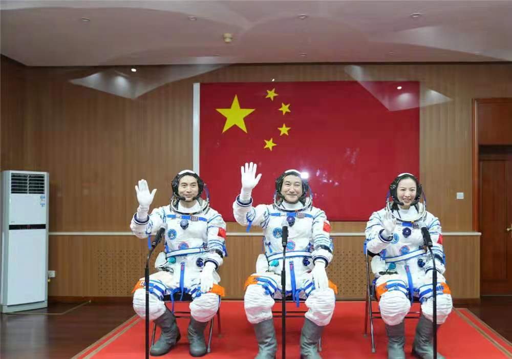 航天英雄叶光富背后：有一个怎样支持他事业的女人？