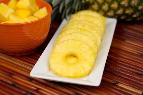 吃菠萝会让液体变甜，是真的吗？