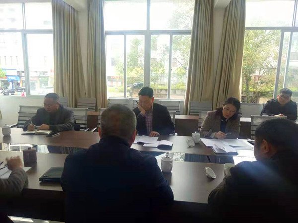 盐湖区教育局电话