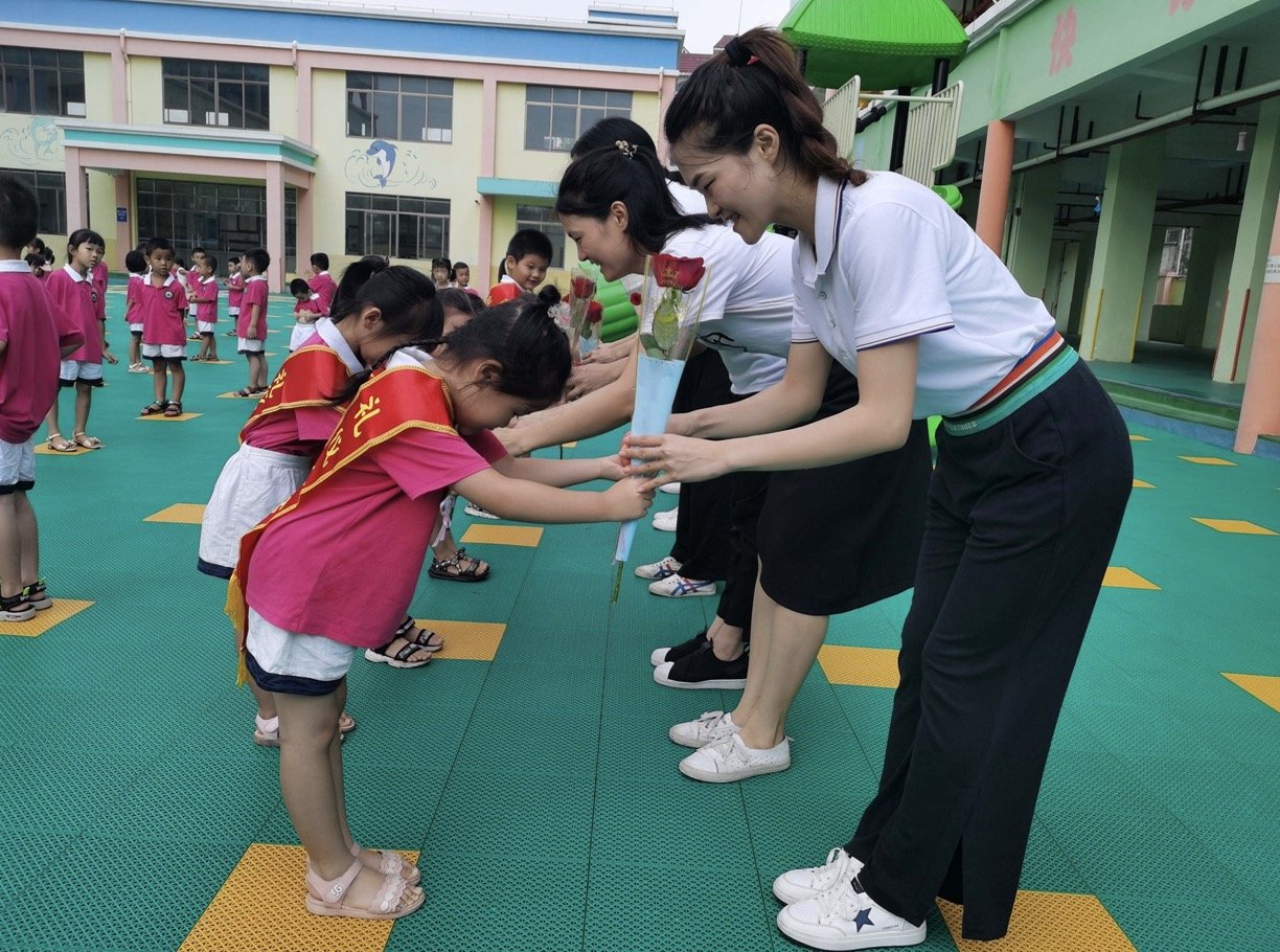 感谢幼儿园老师的祝福语简短
