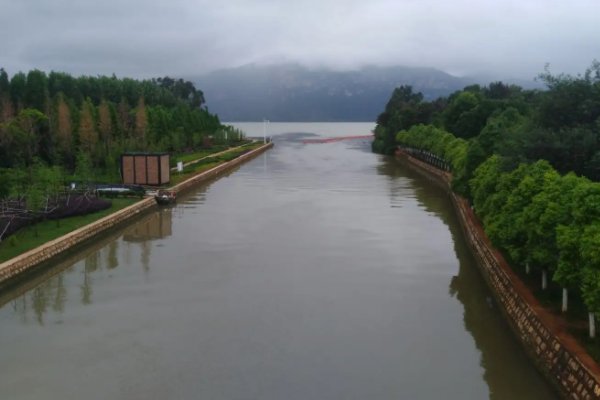 左岸右岸怎么分