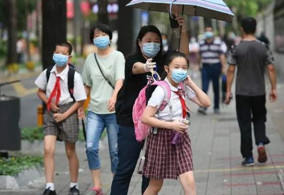 孩子住校家长心情说说朋友圈