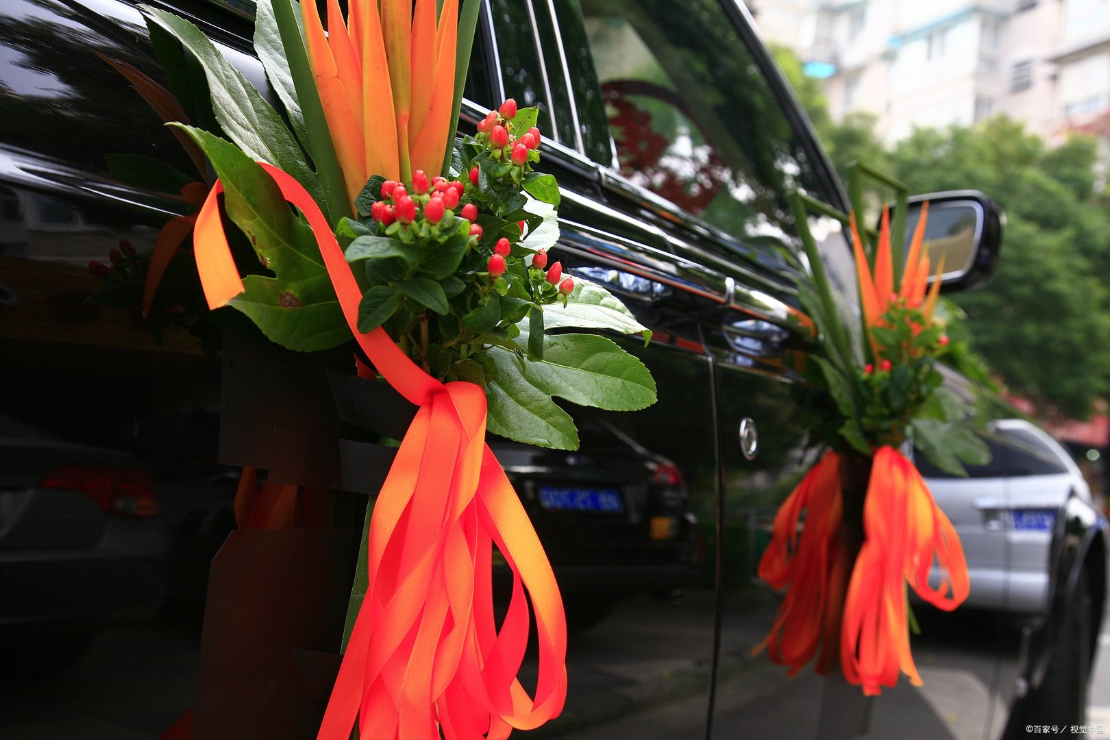 婚庆车队价目表是什么样的呢，租赁婚车需要多少钱呢？