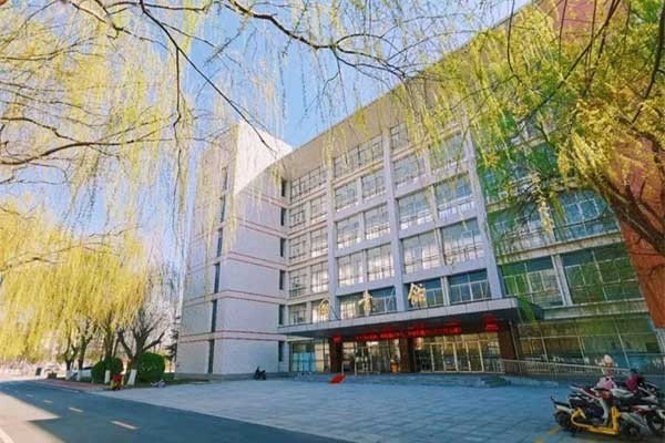 商丘师范学院录取分数线是多少分？