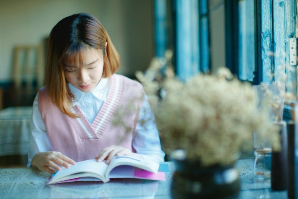 伶俐的拼音和意思