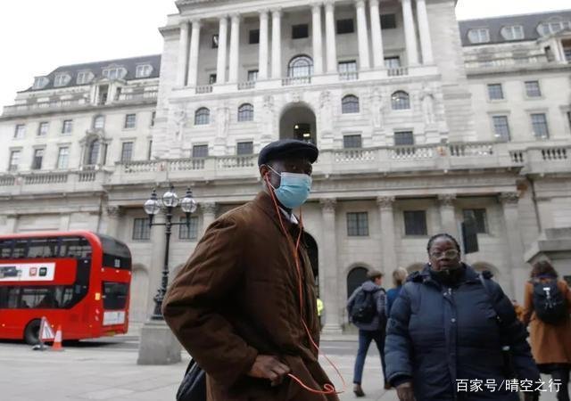 马云第3批非洲物资到位，印度警察为什么要给大象戴口罩？