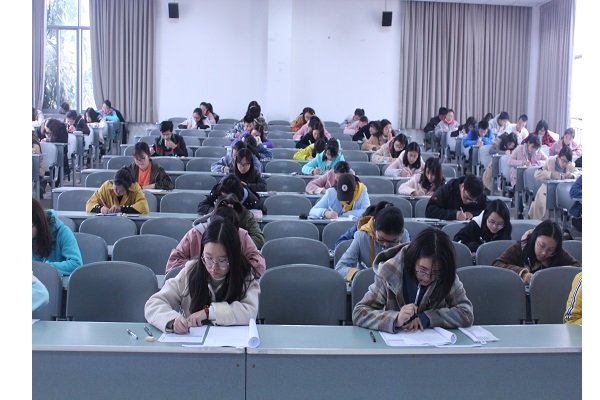 英语四级阅读多少分及格