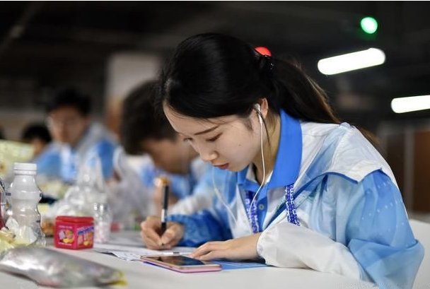 教育产业化的利弊