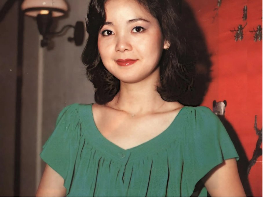 邓丽君一生简历