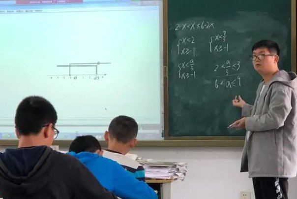 今年安徽数学高考题难吗