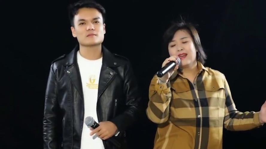 明明是一场空在梦里浮沉,不敢问当年是假是真是什么歌