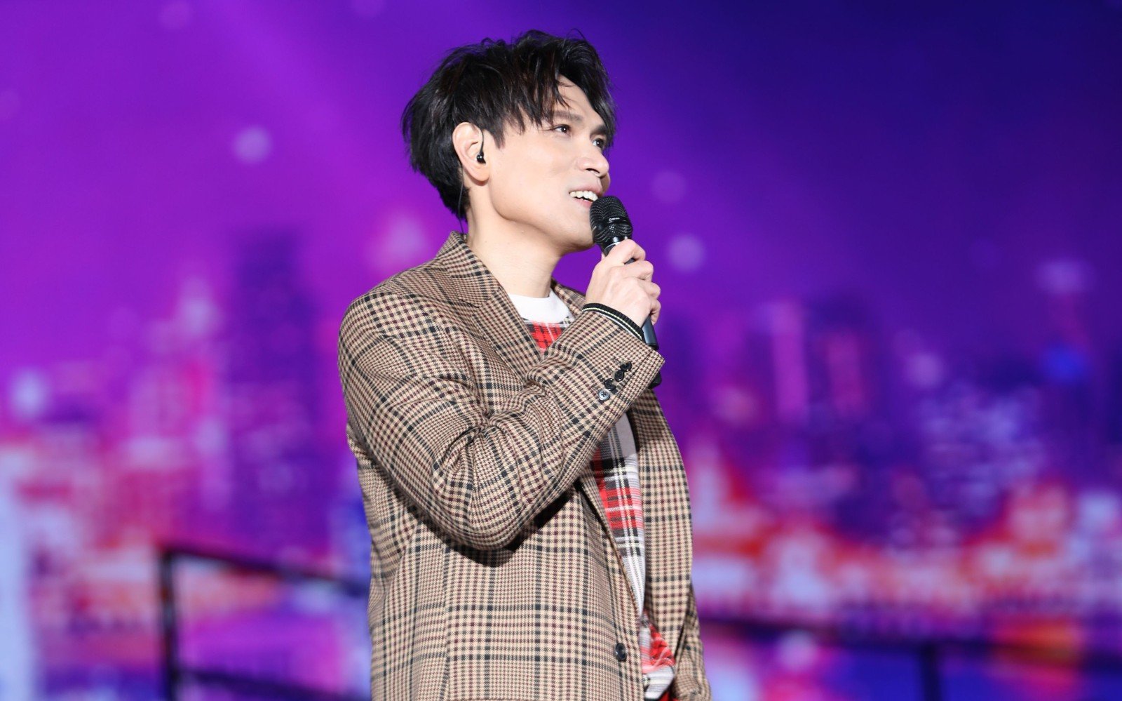 还需要多久多长多渴望什么歌