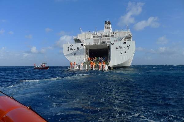 《漂洋过海来看你》，这首歌的背后有怎样的故事？