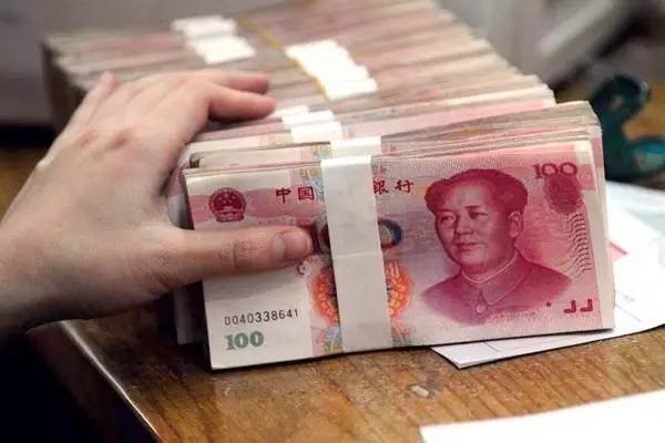 “做法事”要烧真钱？夫妻档“大师”两年骗了100余万！他们如何行骗的？