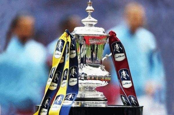 英国足球足总杯和英锦杯冠金奖金是多少