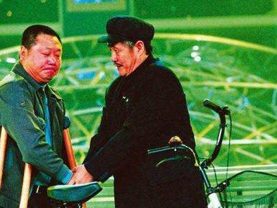 赵本山小品卖拐的出处是哪？