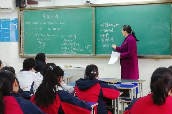 三角函数正弦和余弦的公式是什么？