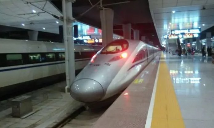 G26在上海哪个火车站?