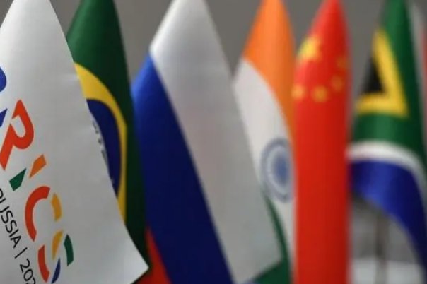 让世界听到更多的金砖声音英文