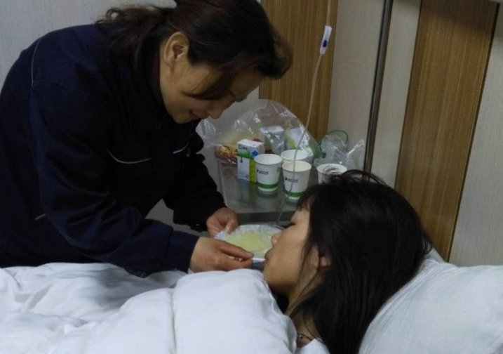 河北一宿管开导失恋女生，你觉得宿管的开导有用吗？